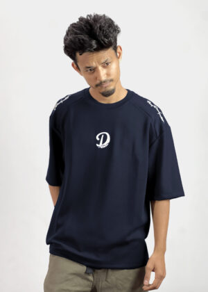 𝐎𝐯𝐞𝐫𝐬𝐢𝐳𝐞𝐝 𝐓𝐞𝐞𝐬