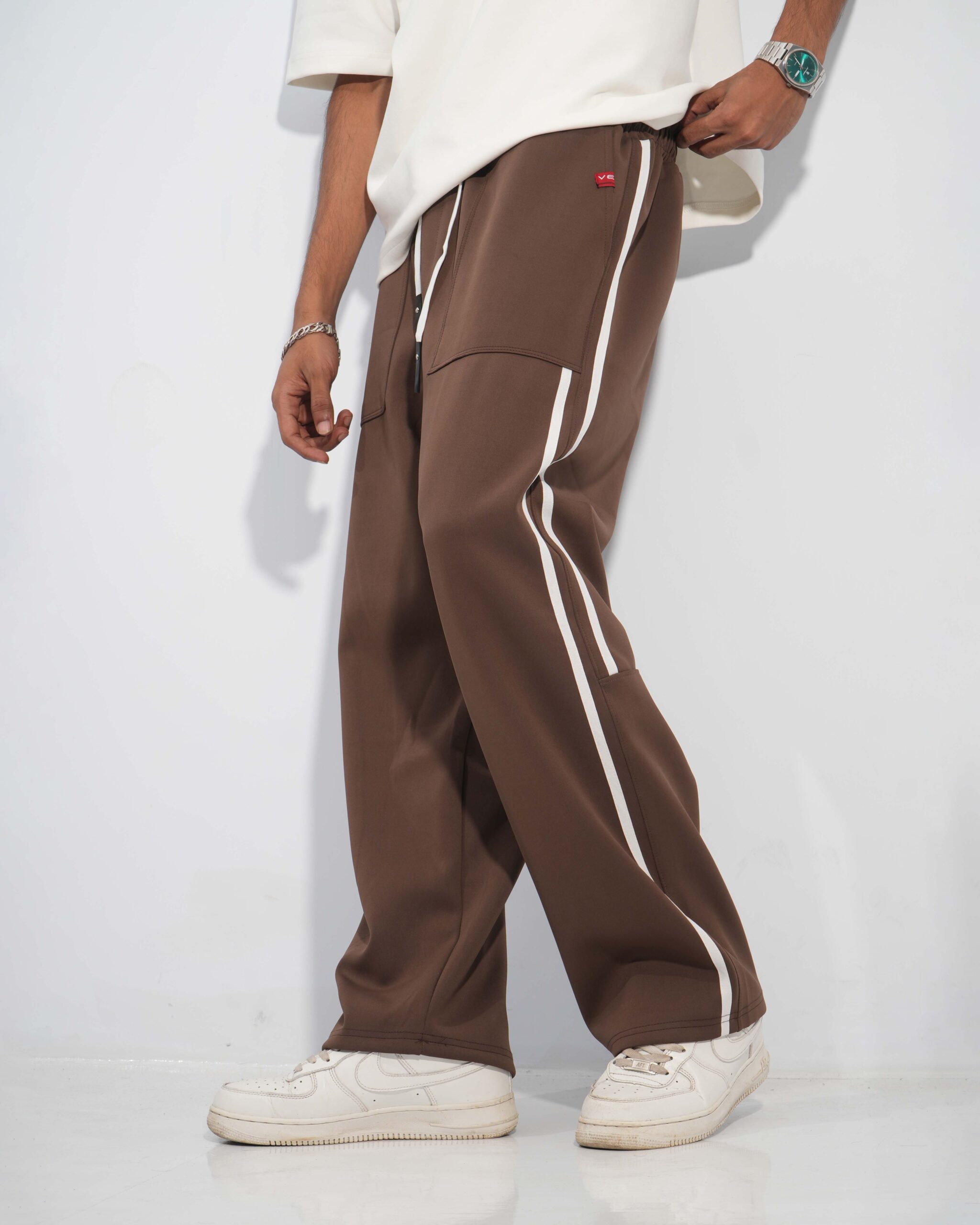 VOID BAGGY TROUSER