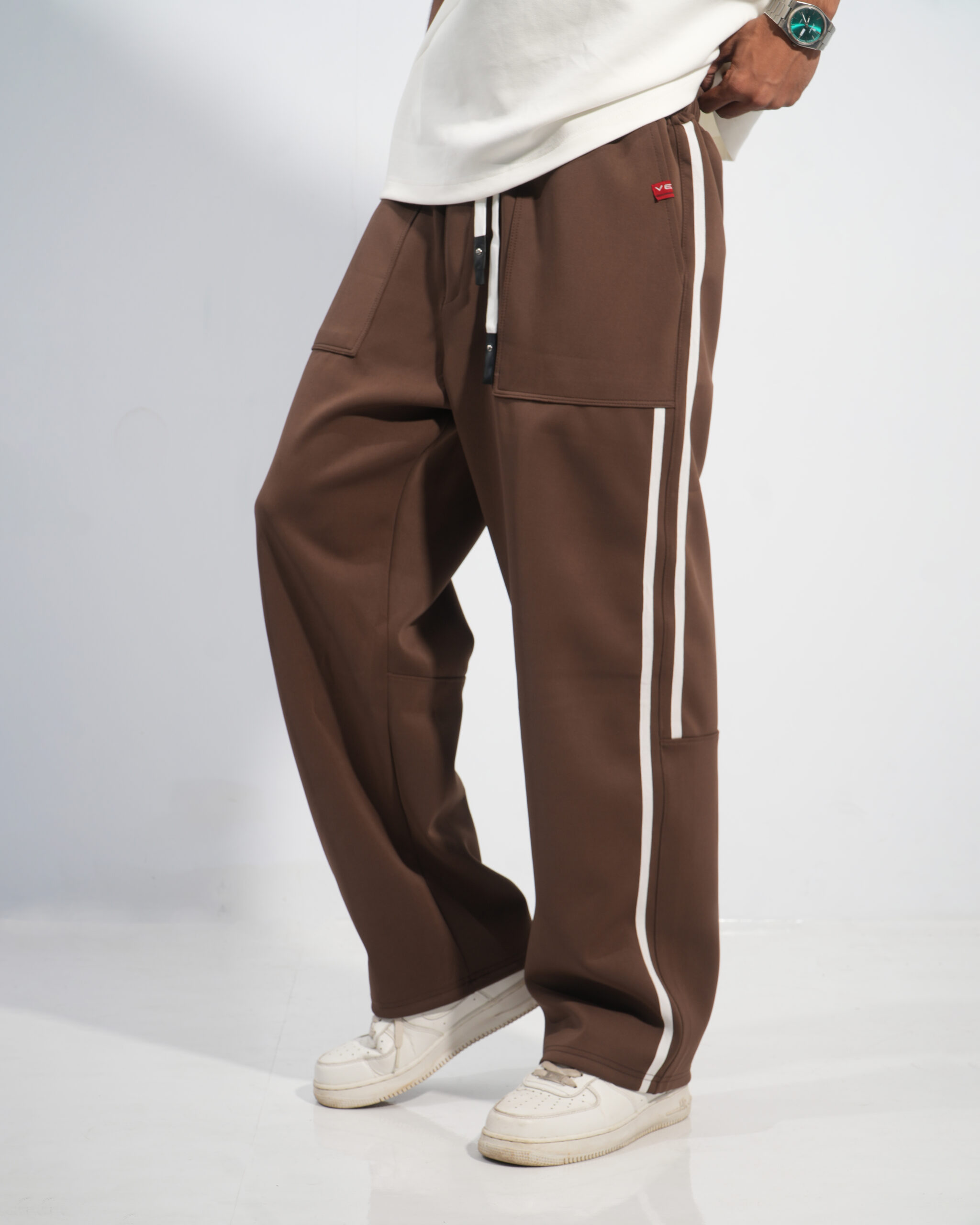 VOID BAGGY TROUSER